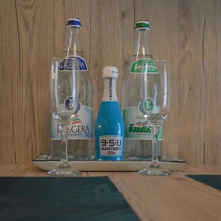 Dizeta Suite And Apartment 살레르노 외부 사진