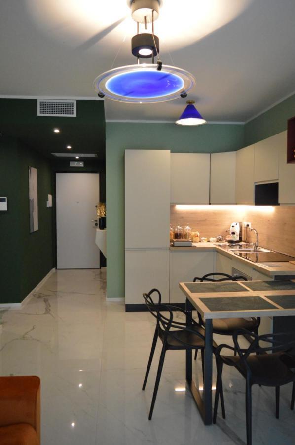 Dizeta Suite And Apartment 살레르노 외부 사진