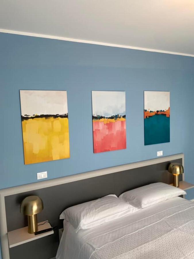 Dizeta Suite And Apartment 살레르노 외부 사진