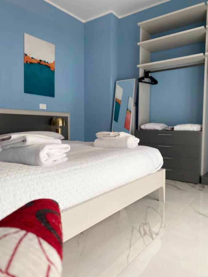 Dizeta Suite And Apartment 살레르노 외부 사진