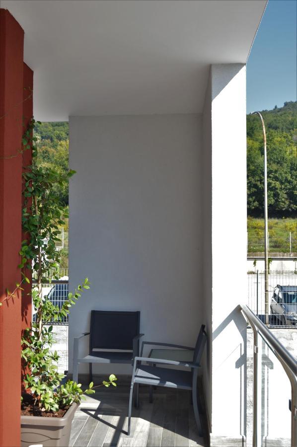 Dizeta Suite And Apartment 살레르노 외부 사진